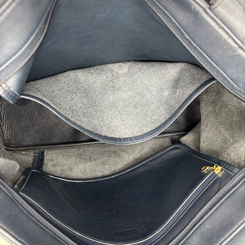 Coach Large Vintage Tote Bag - Picture 10 of 11